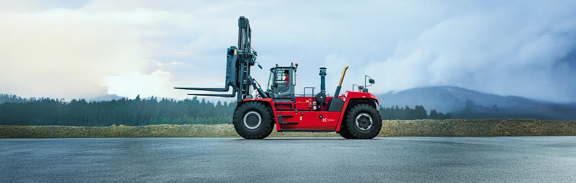 Comparativa: Montacargas Usados vs. Nuevos