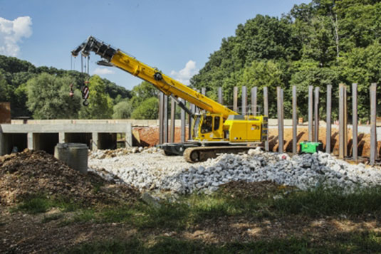 Grúas Grove by Manitowoc 4